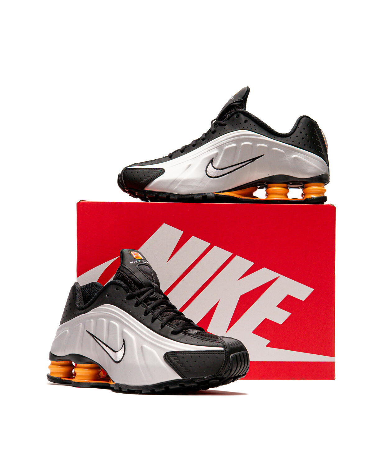 Nike Shox R4 Black / Vast Grey / Bright Mandarin / Metallic Silver - Image 18