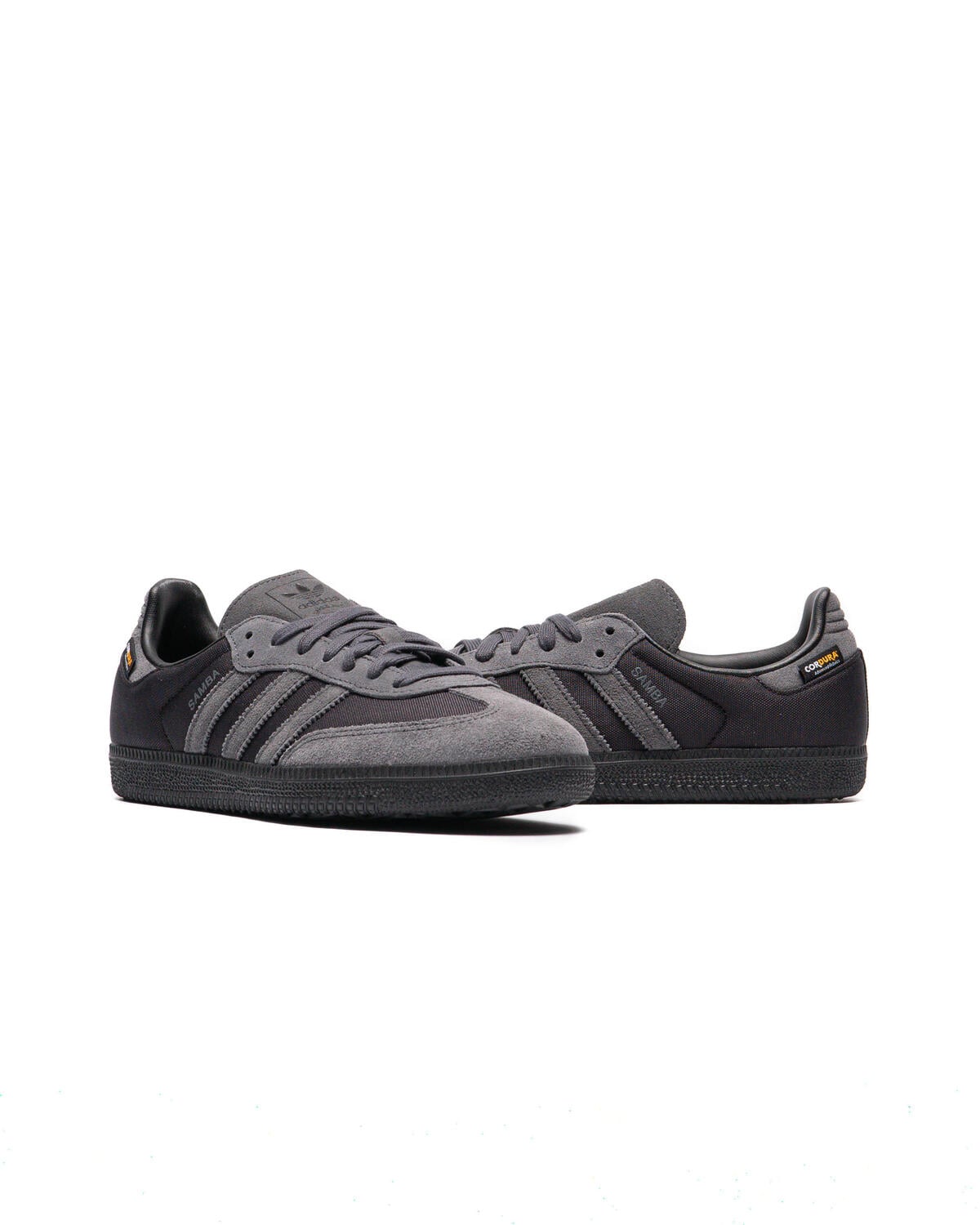 adidas gazelle silver green womens ADIDAS Samba Classic (JR)