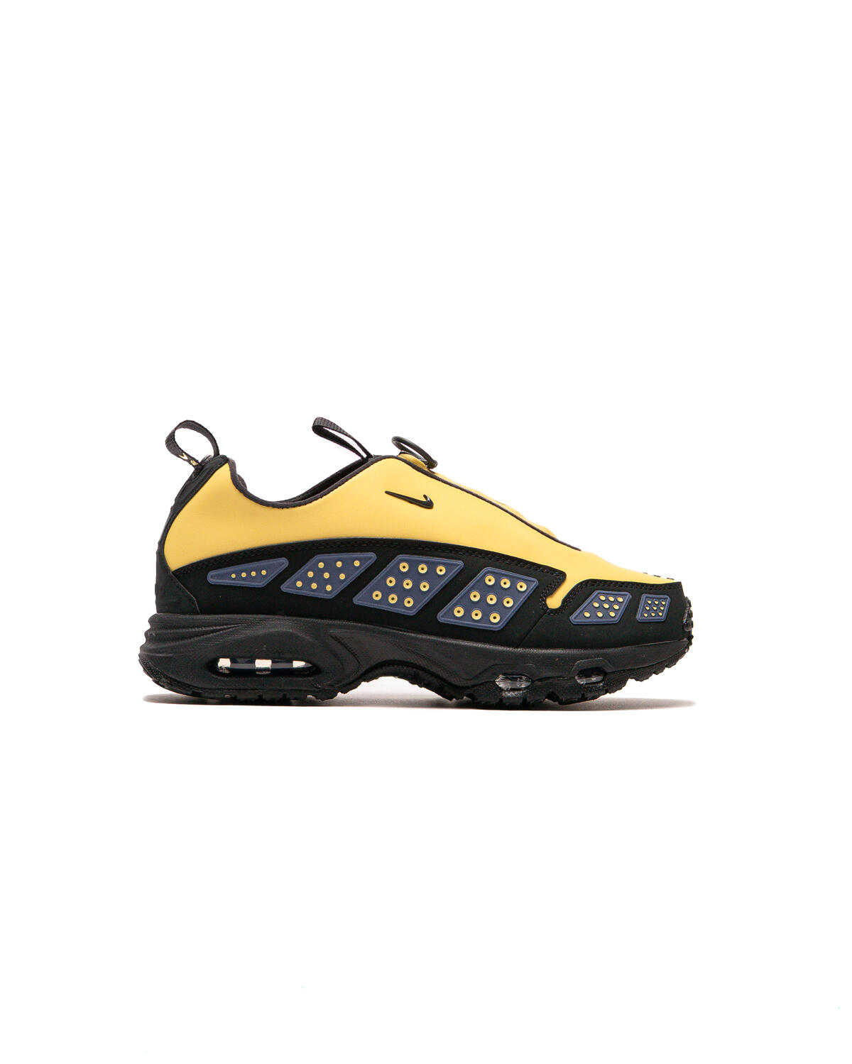Nike Air Max SNDR W 'Saturn Gold' (Women's) - Image 18