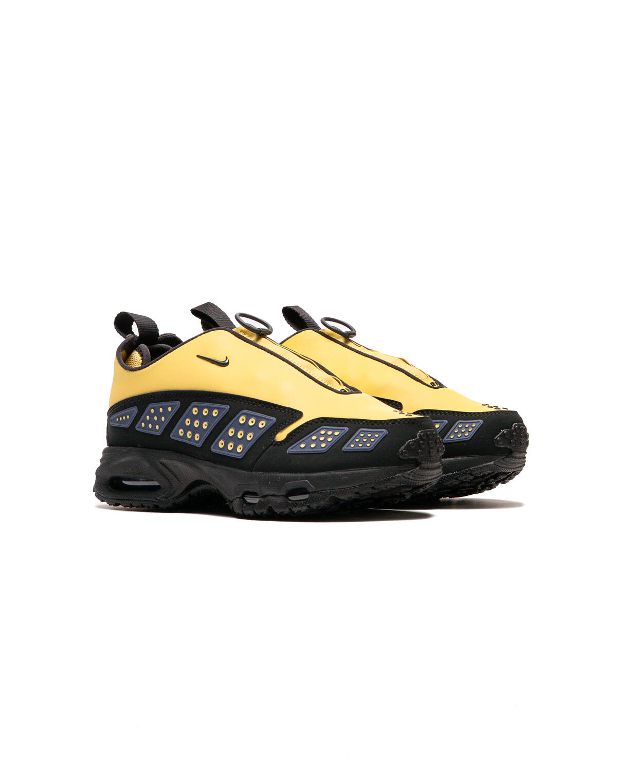 Nike Air Max SNDR W 'Saturn Gold' (Women's) - Image 19