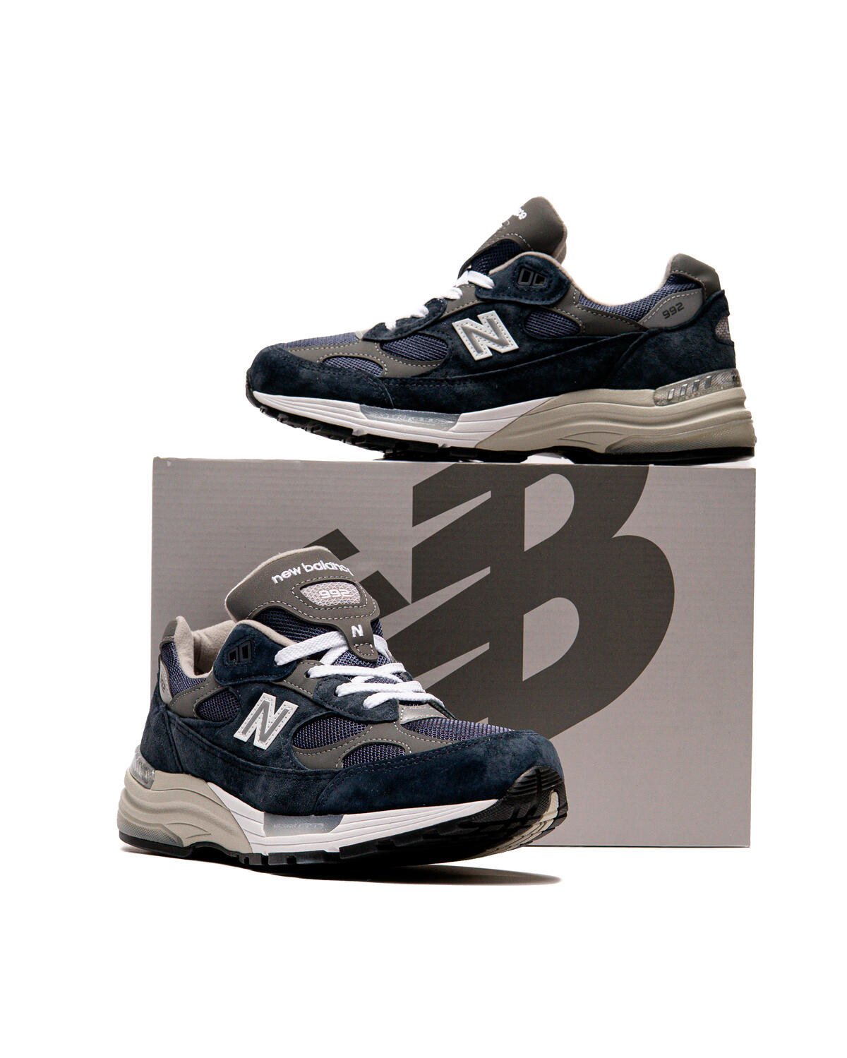 New Balance 992 Navy - Image 43
