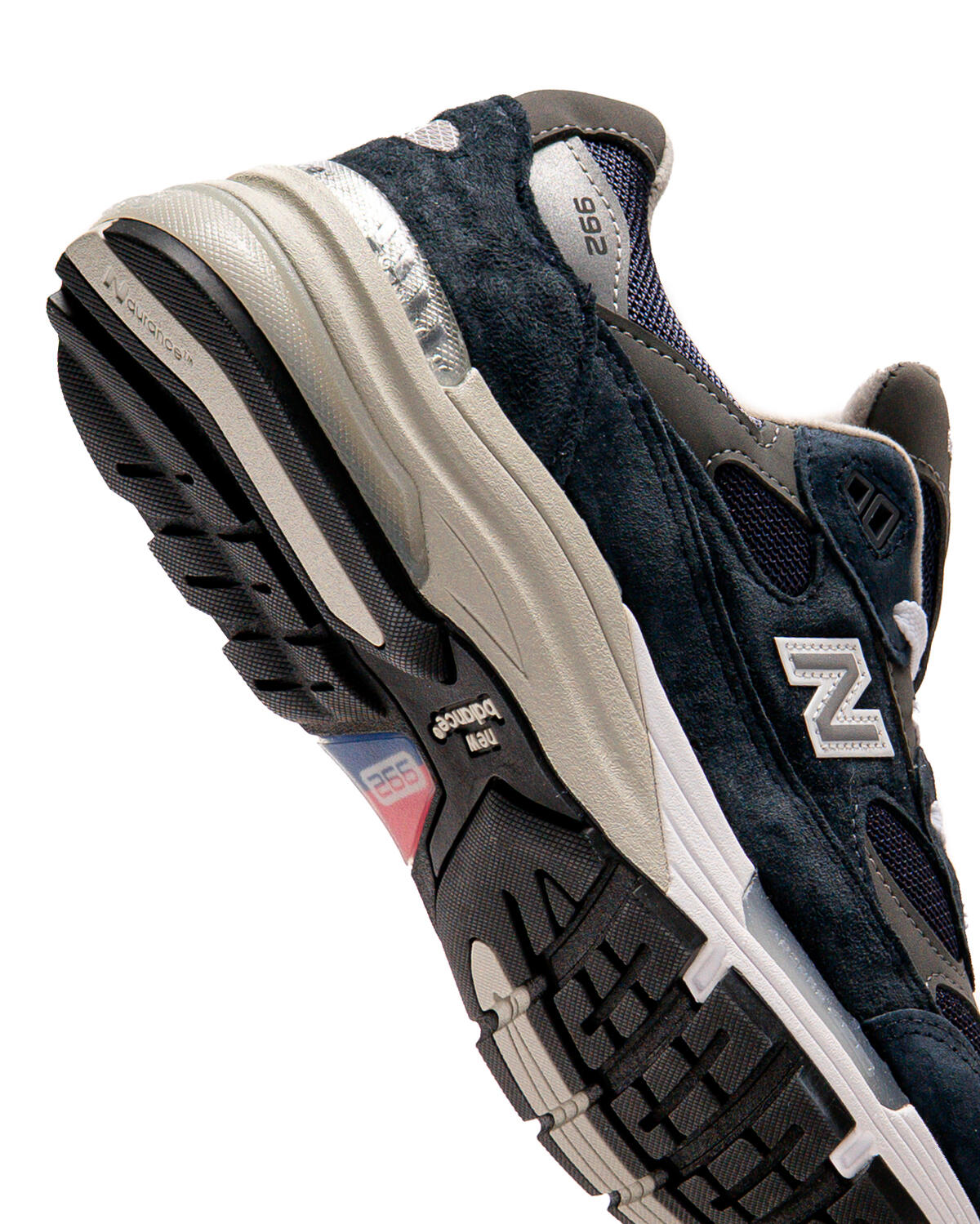 New Balance 992 Navy - Image 44