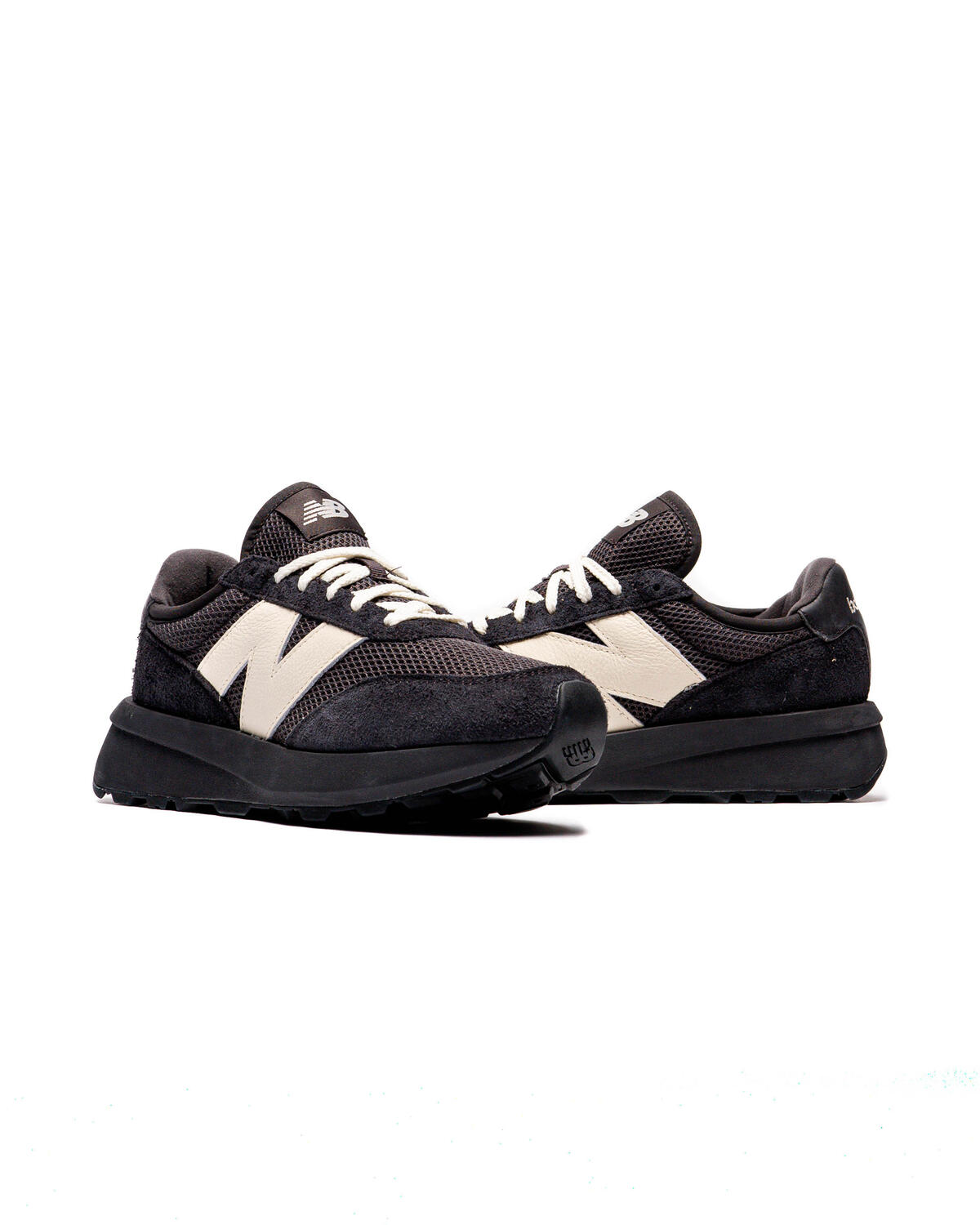 New Balance 370 Black Cement - Image 5