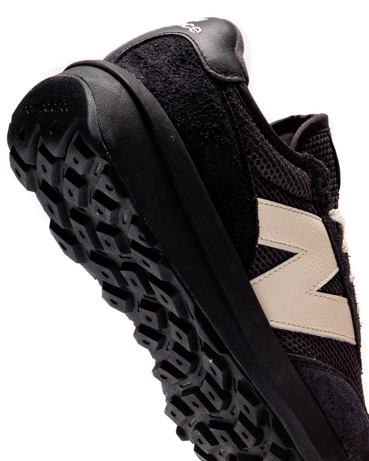 New Balance 370 Black Cement - Image 7