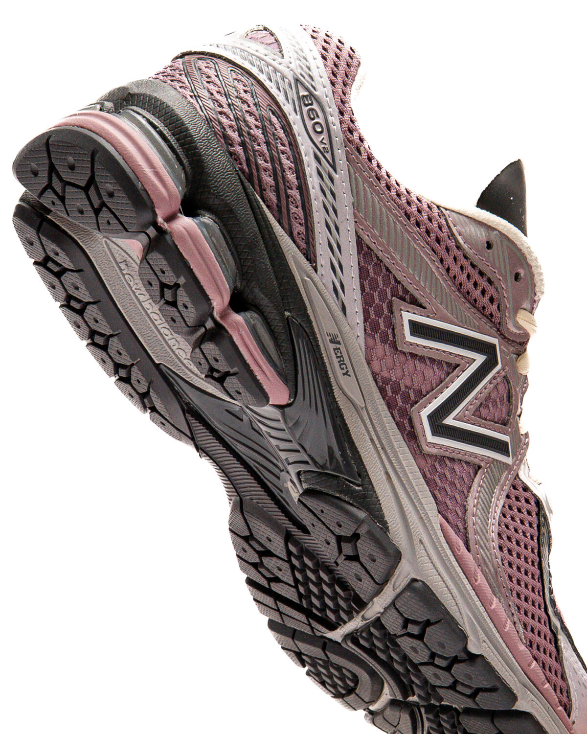 New Balance 860v2 Ice Wine / Magnet / Raincloud - Image 26