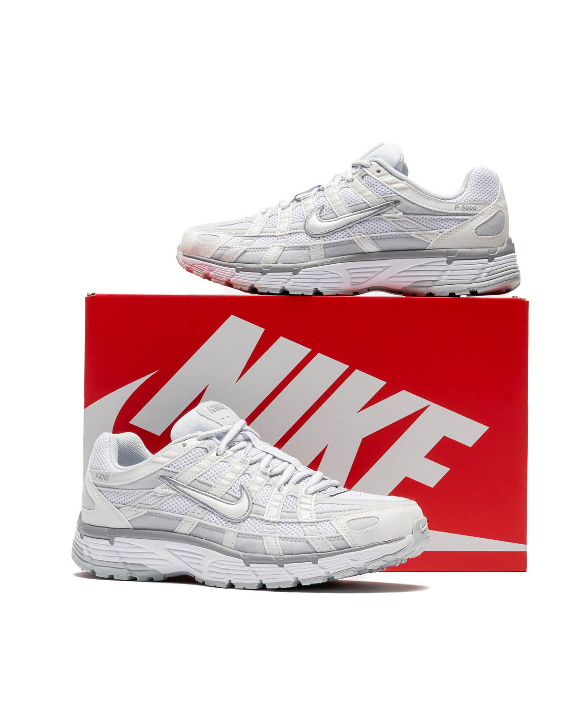Nike WMNS P-6000 - Metallic Summit White / White / Pure Platin