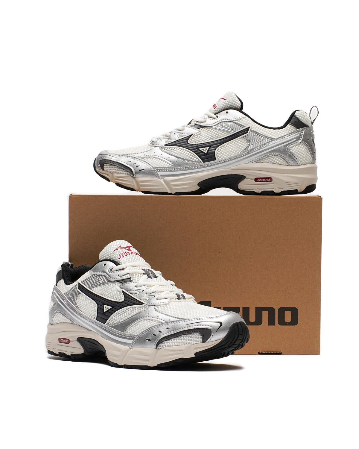 Mizuno MXR - White / Black / Silver (Women's) - Image 6