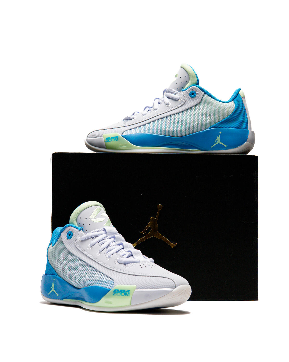 Air Jordan LUKA .77  display picture 2