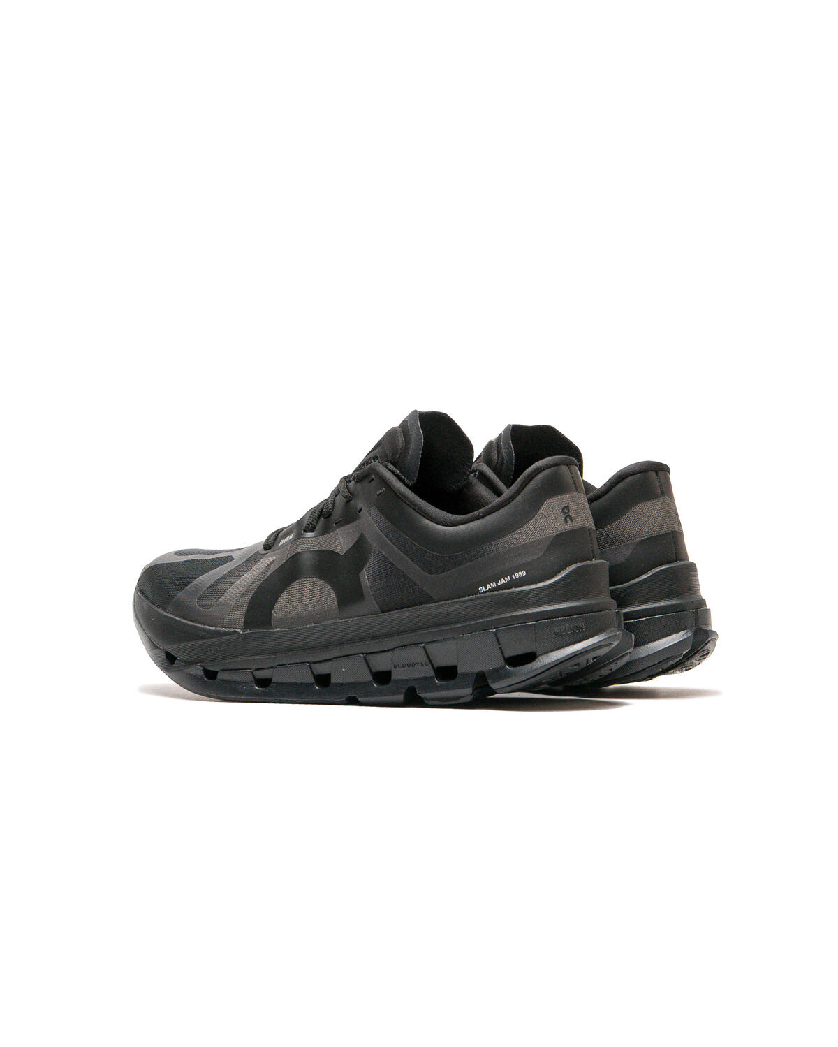 On Running x Slam Jam Cloud 5 - Gull / Black - Image 5
