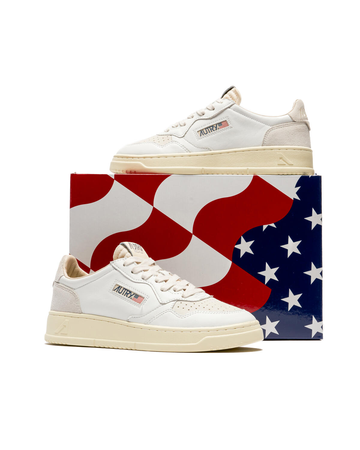 Autry Medalist Low (Women's) - Image 6