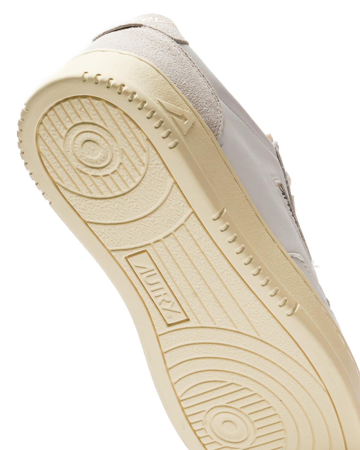 Autry Medalist Low (Women's) - Image 7