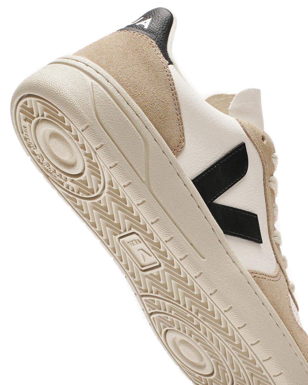 Veja V-10 (Women's) - Image 7