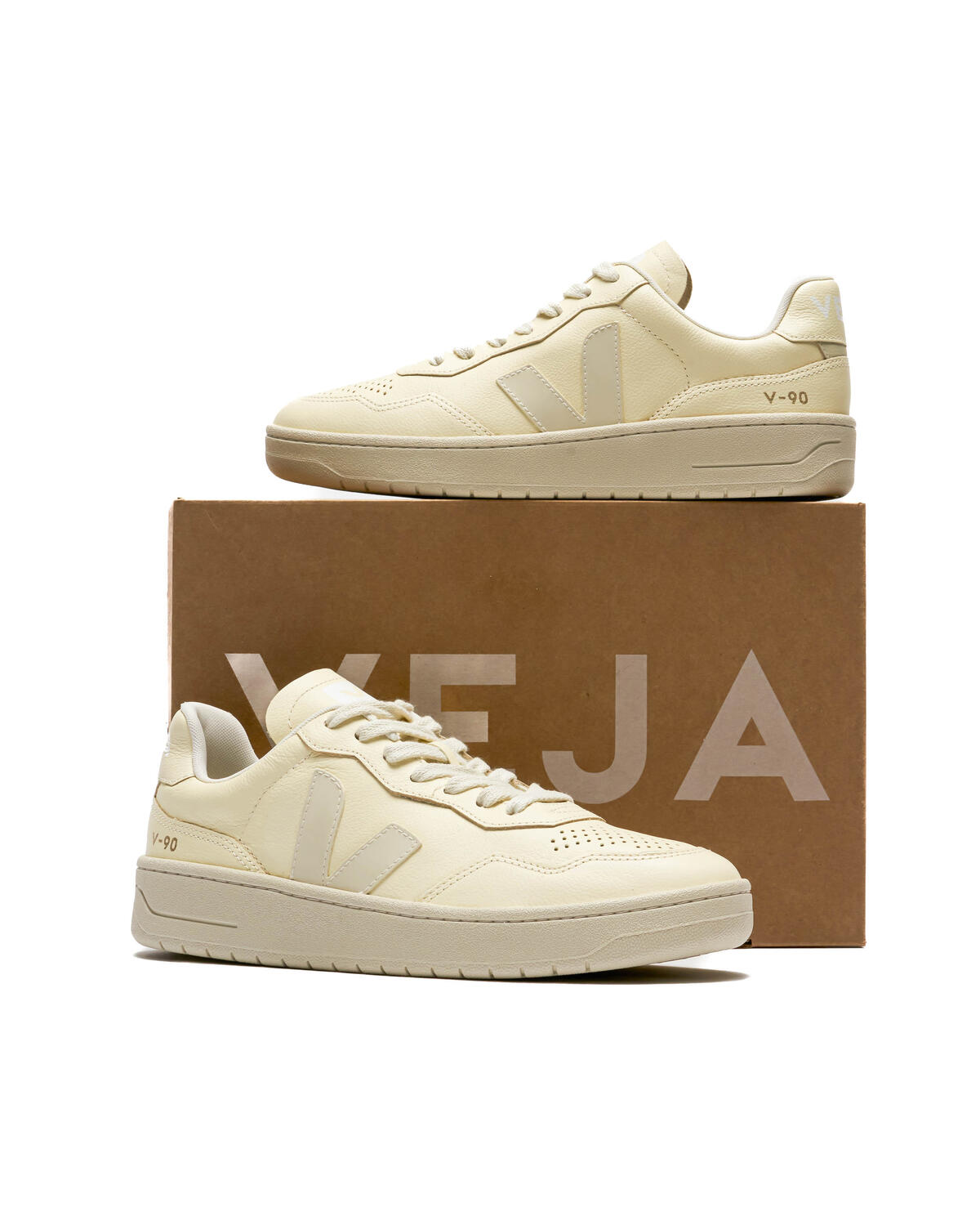 Veja V-90 (Women's) - Image 6