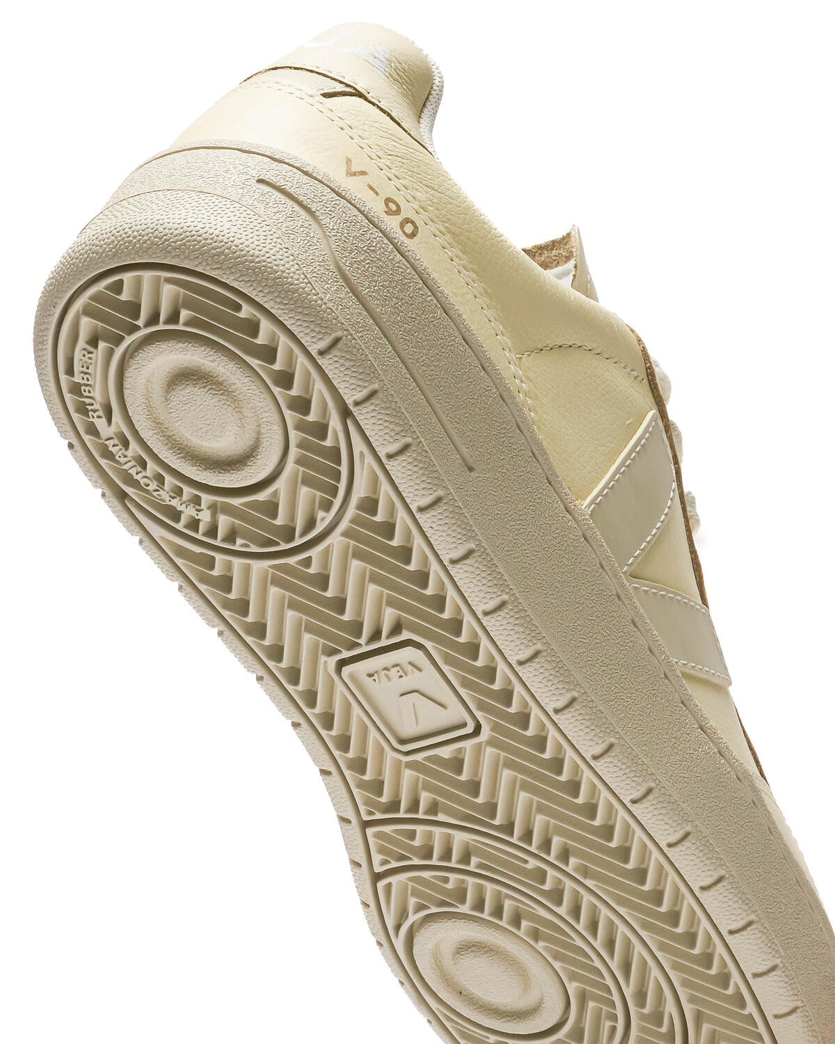 Veja V-90 (Women's) - Image 7