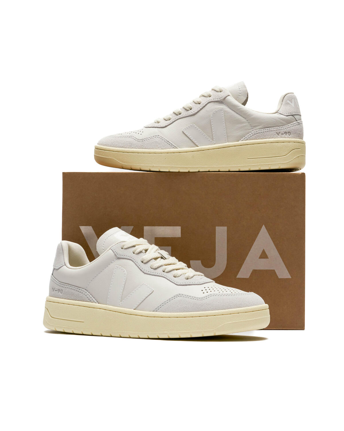Veja V-90 O.T. Leather (Women's) - Image 9