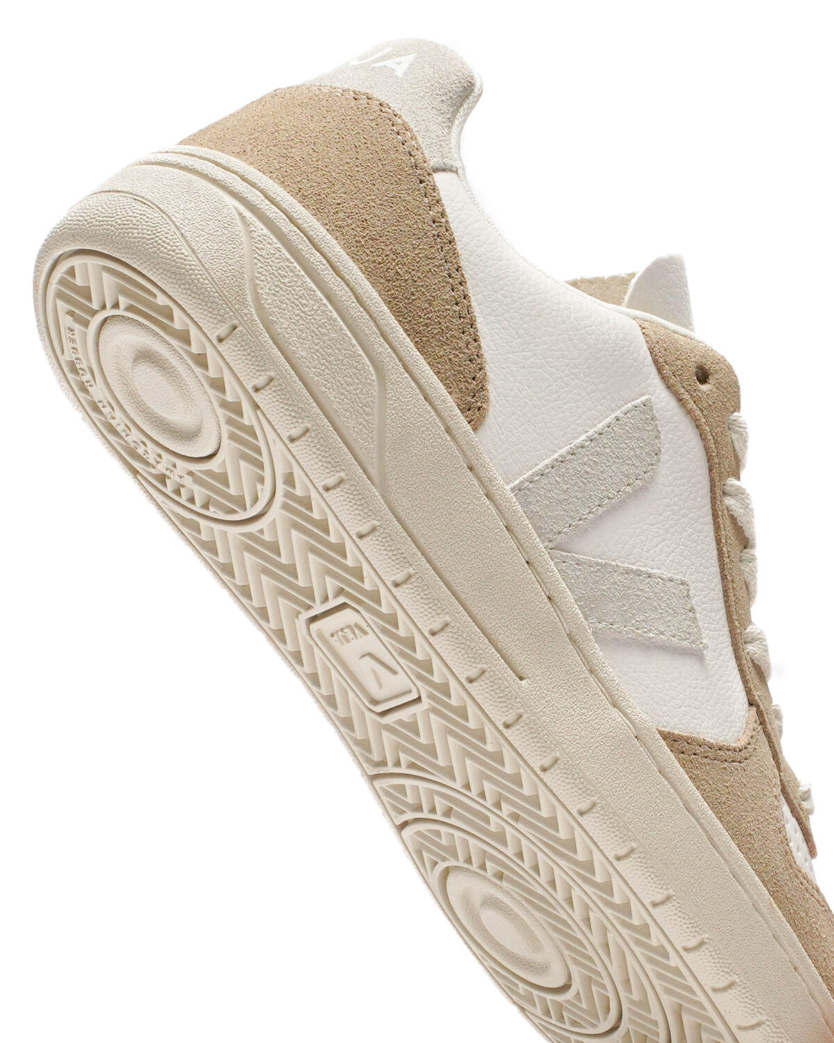 Veja WMNS V-10 Chromefree Leather - Image 7