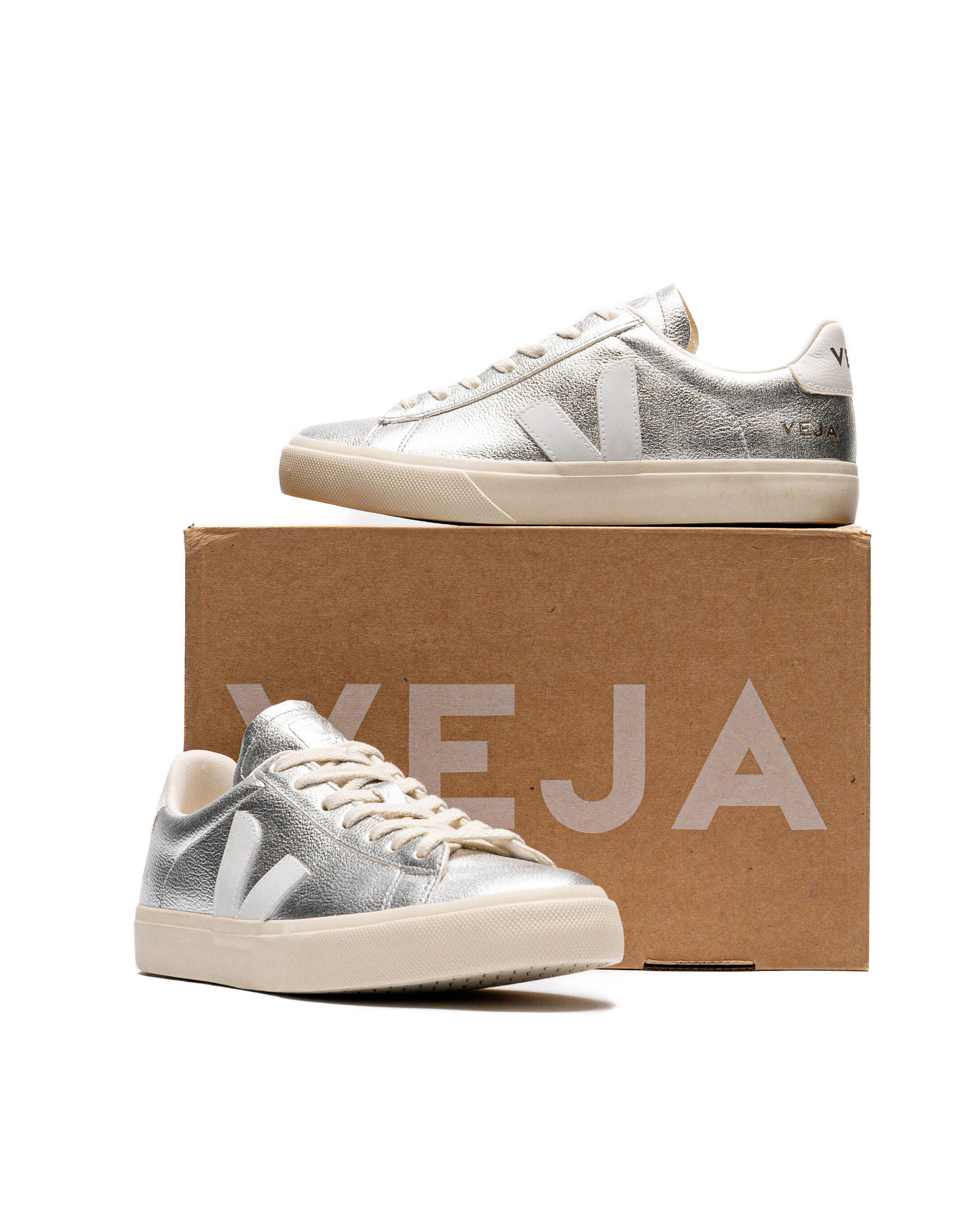 Veja WMNS Campo CHROMEFREE LEATHER