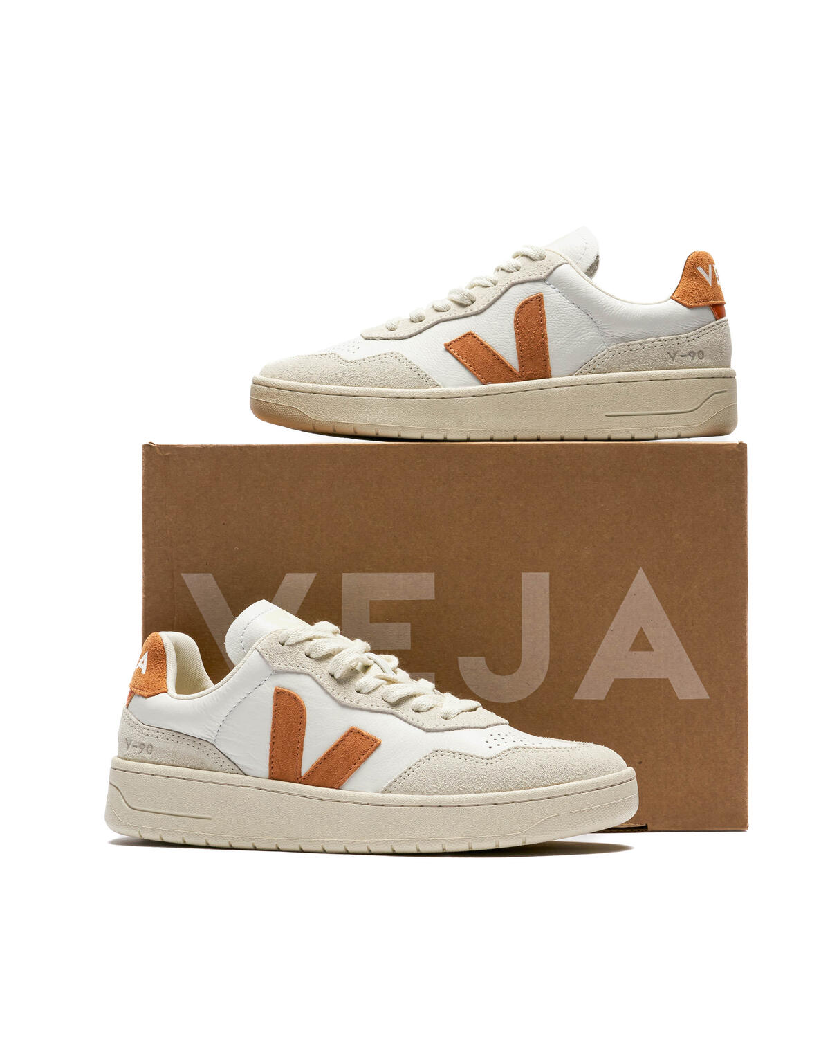 Veja V-90 'Extra White/Umber' (Women's) - Image 14