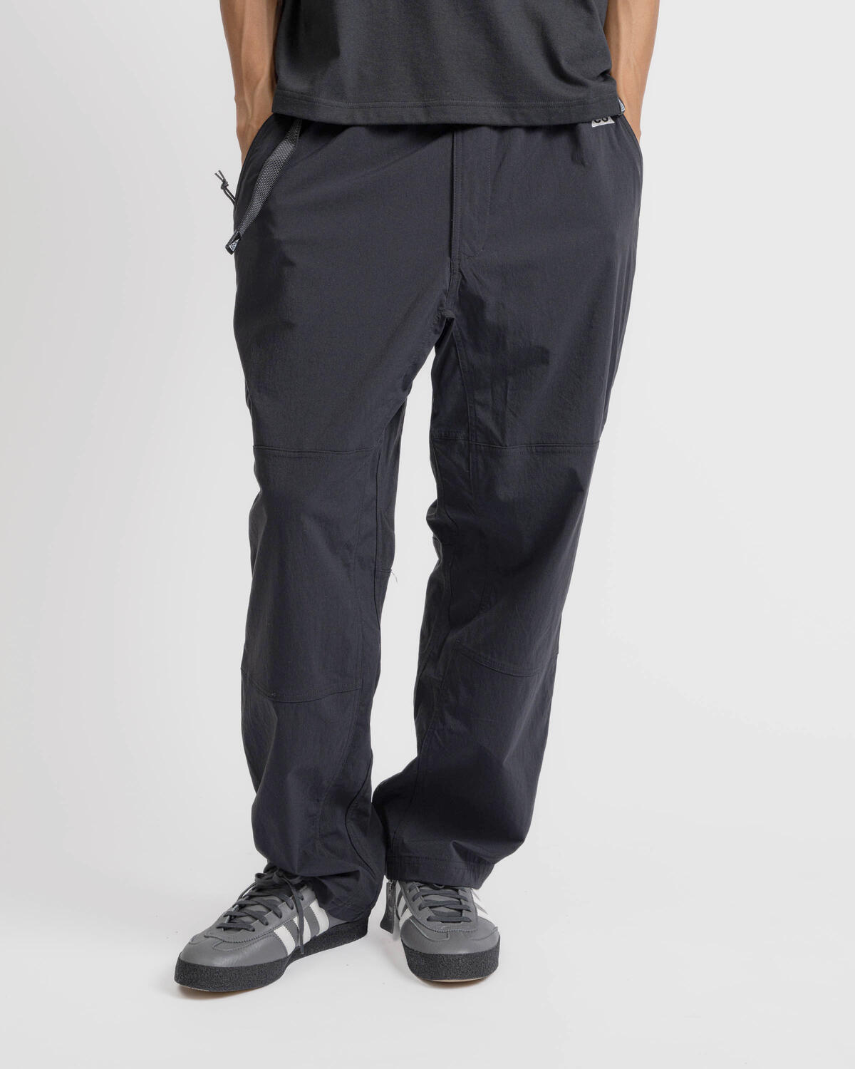 Nike ACG UV Hiking Pants Black/Anthracite/Summit White - Image 15