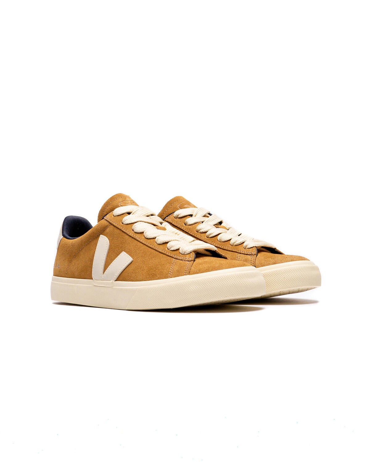 Veja WMNS Campo Suede - Image 3