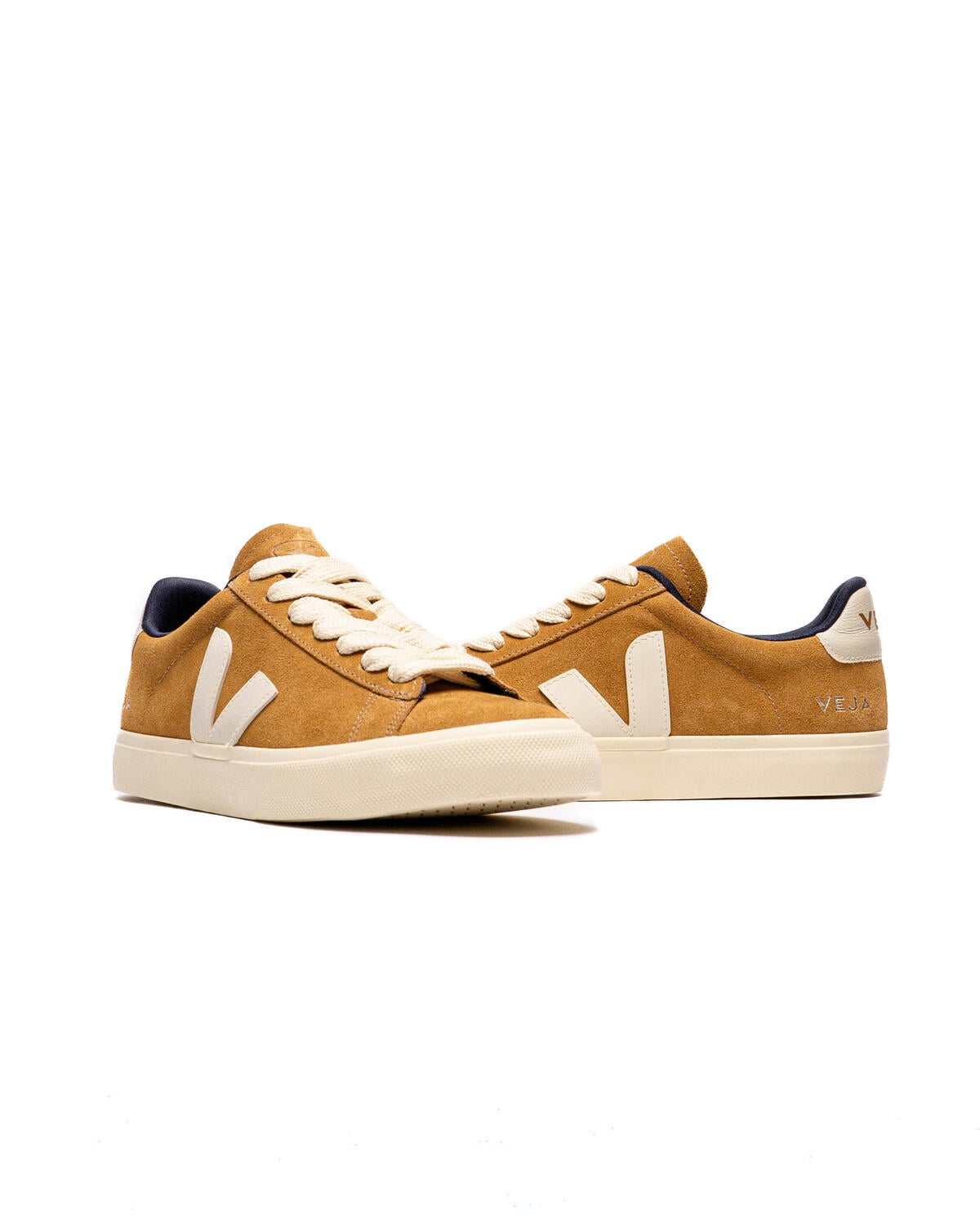 Veja WMNS Campo Suede - Image 5