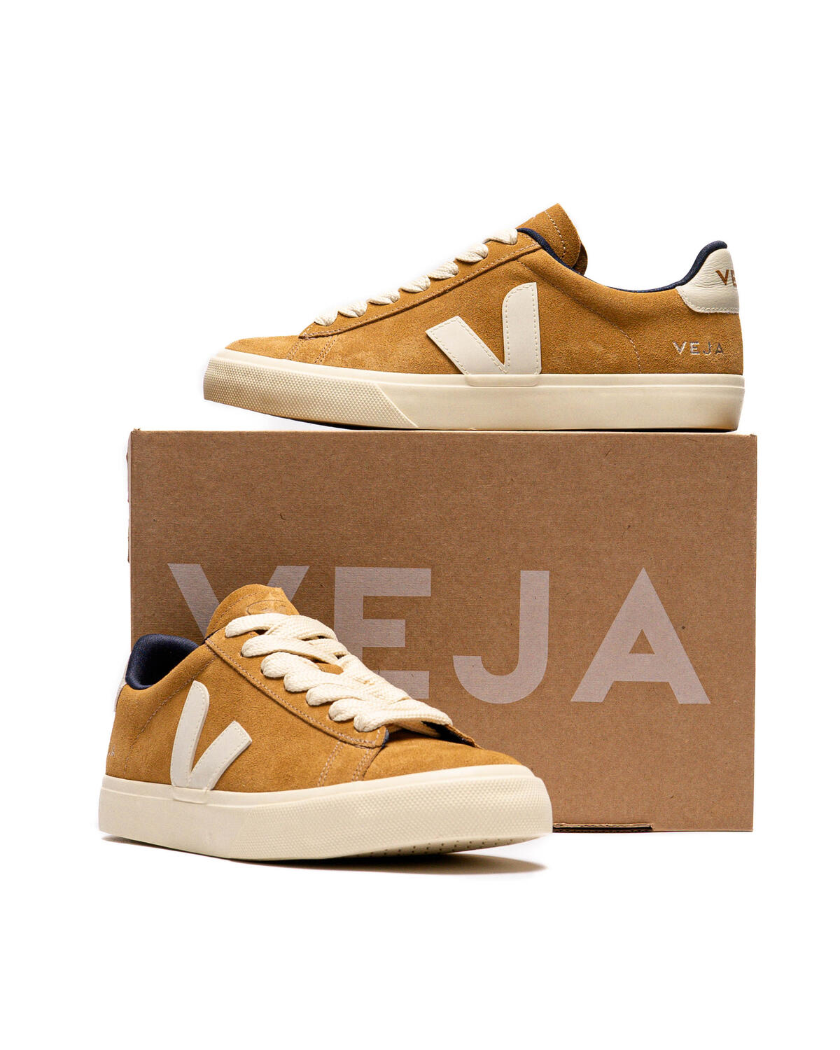 Veja WMNS Campo Suede - Image 6
