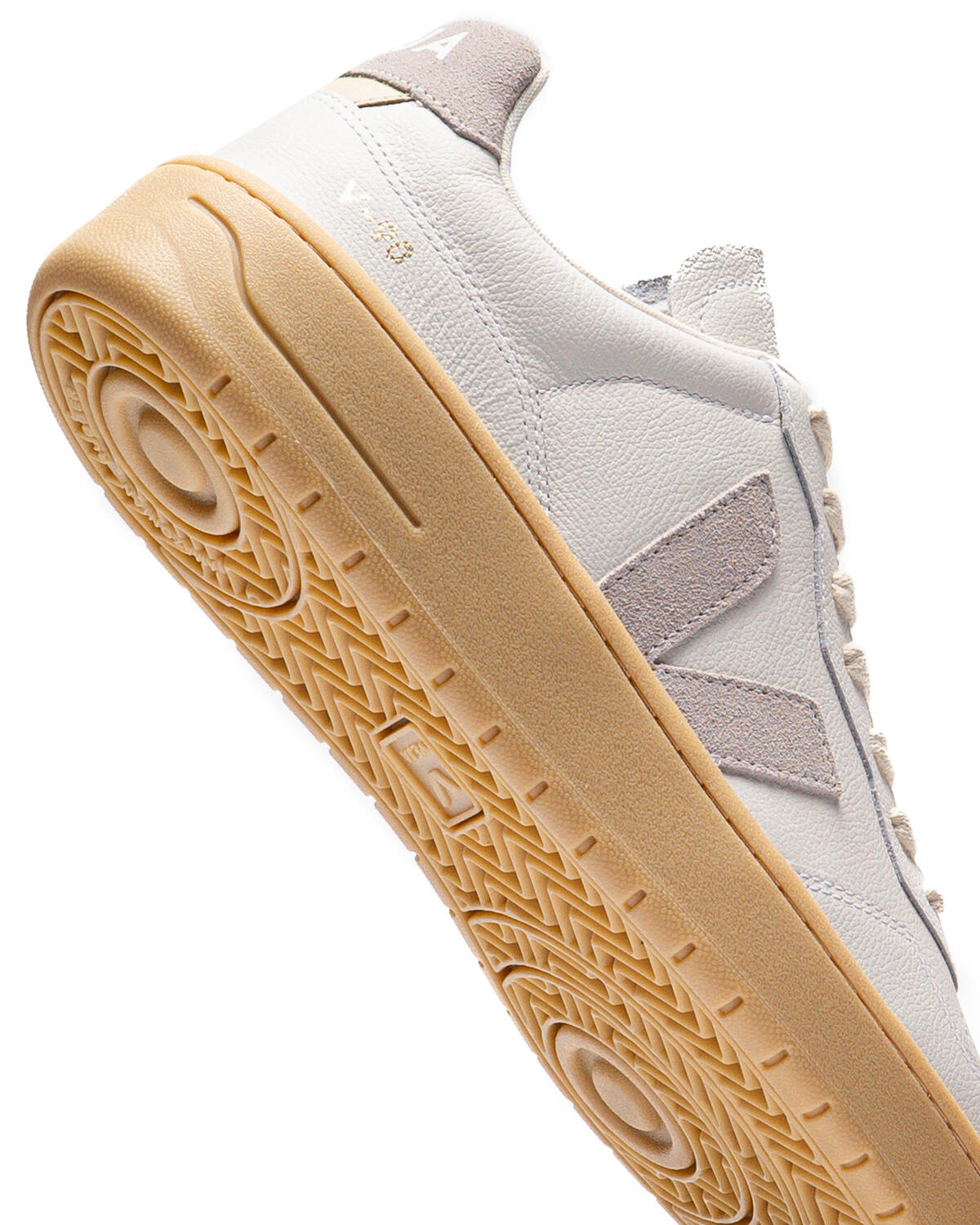 Veja V-90 O.T. Leather - Image 7