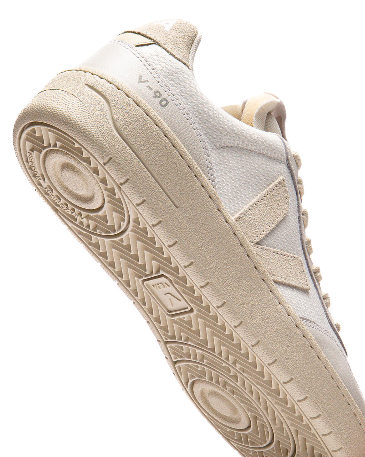 Veja V-90 B-Mesh - Image 7