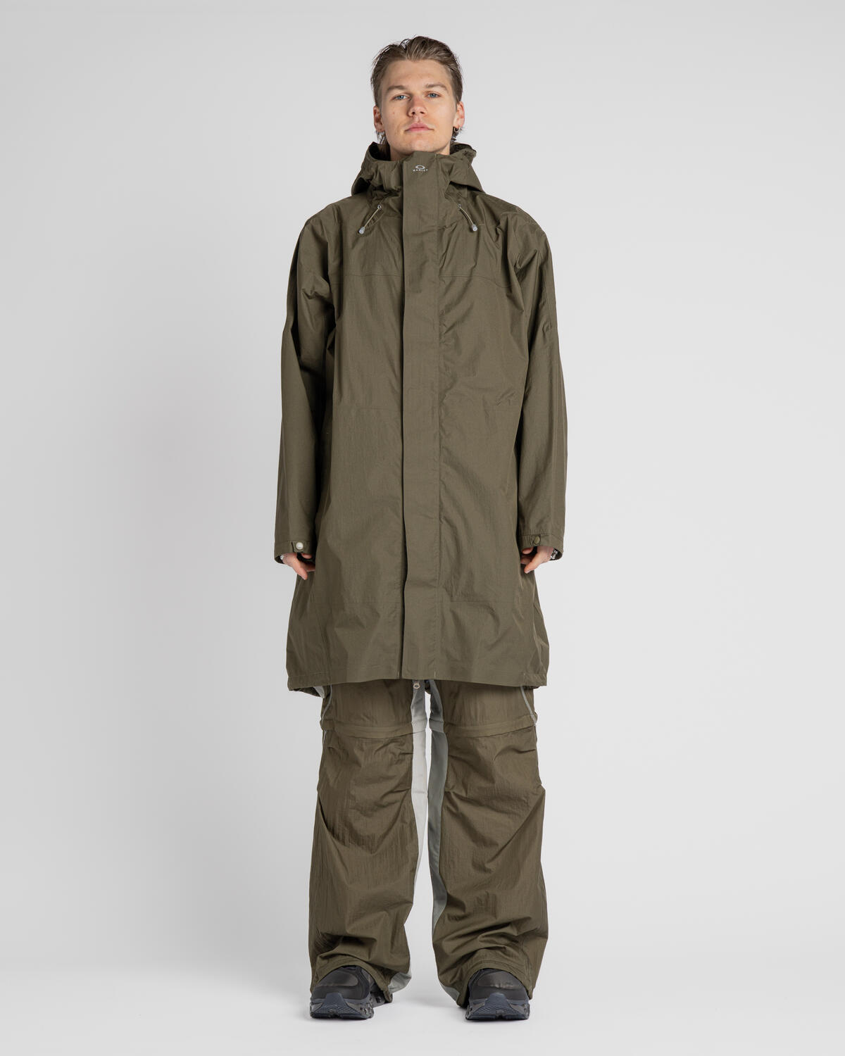 Oakley Latitude Flight Vest Poncho - Image 3