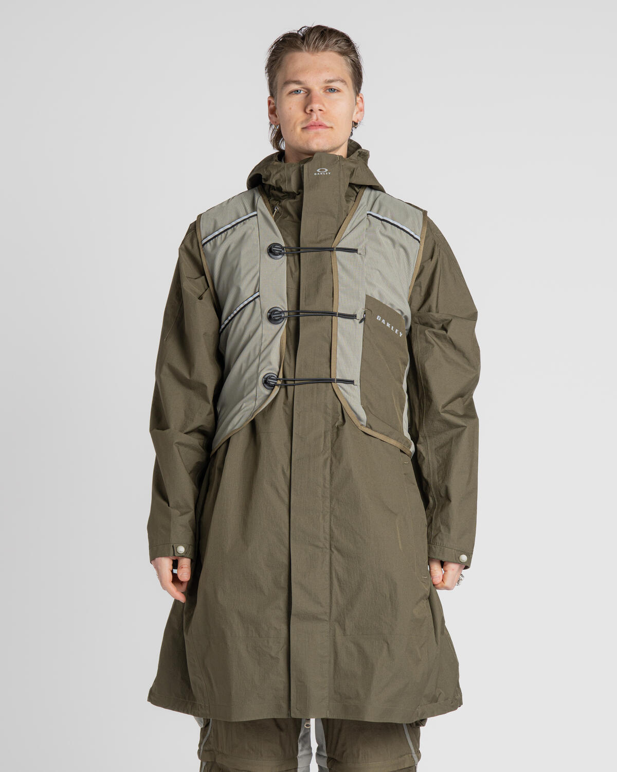 Oakley Latitude Flight Vest Poncho - Image 7