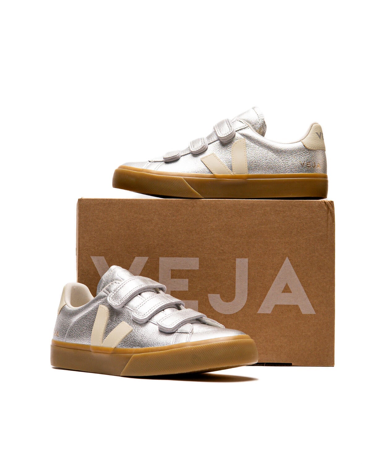 Veja "Recife Leather " W - Silver / Pierre (Women's) - Image 11