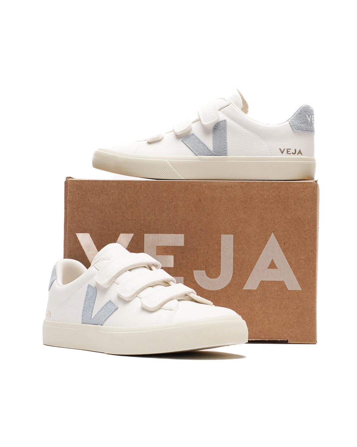 VEJA Recife Chfree Leather Unisex Sneakers (Women's) - Image 9