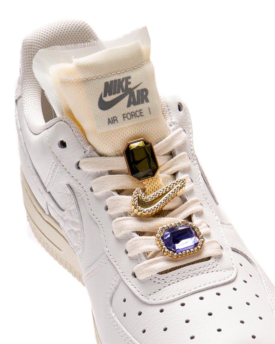 Nike Wmns Air Force 1 Low Premium - Image 18