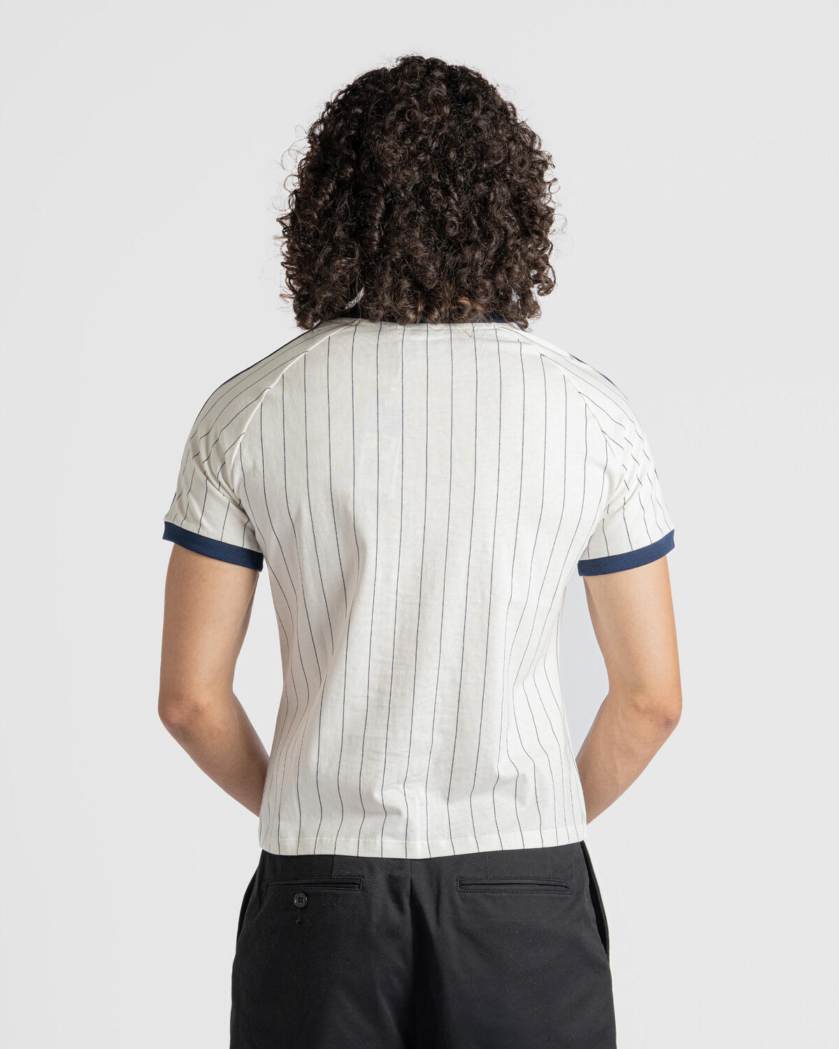 adidas Originals WMNS Graphic CALI Tee - Image 11