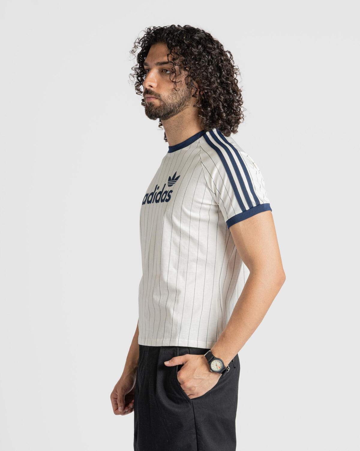 adidas Originals WMNS Graphic CALI Tee - Image 10