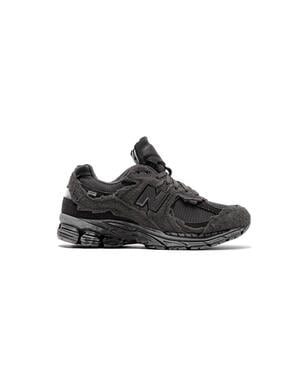New Balance 2002R