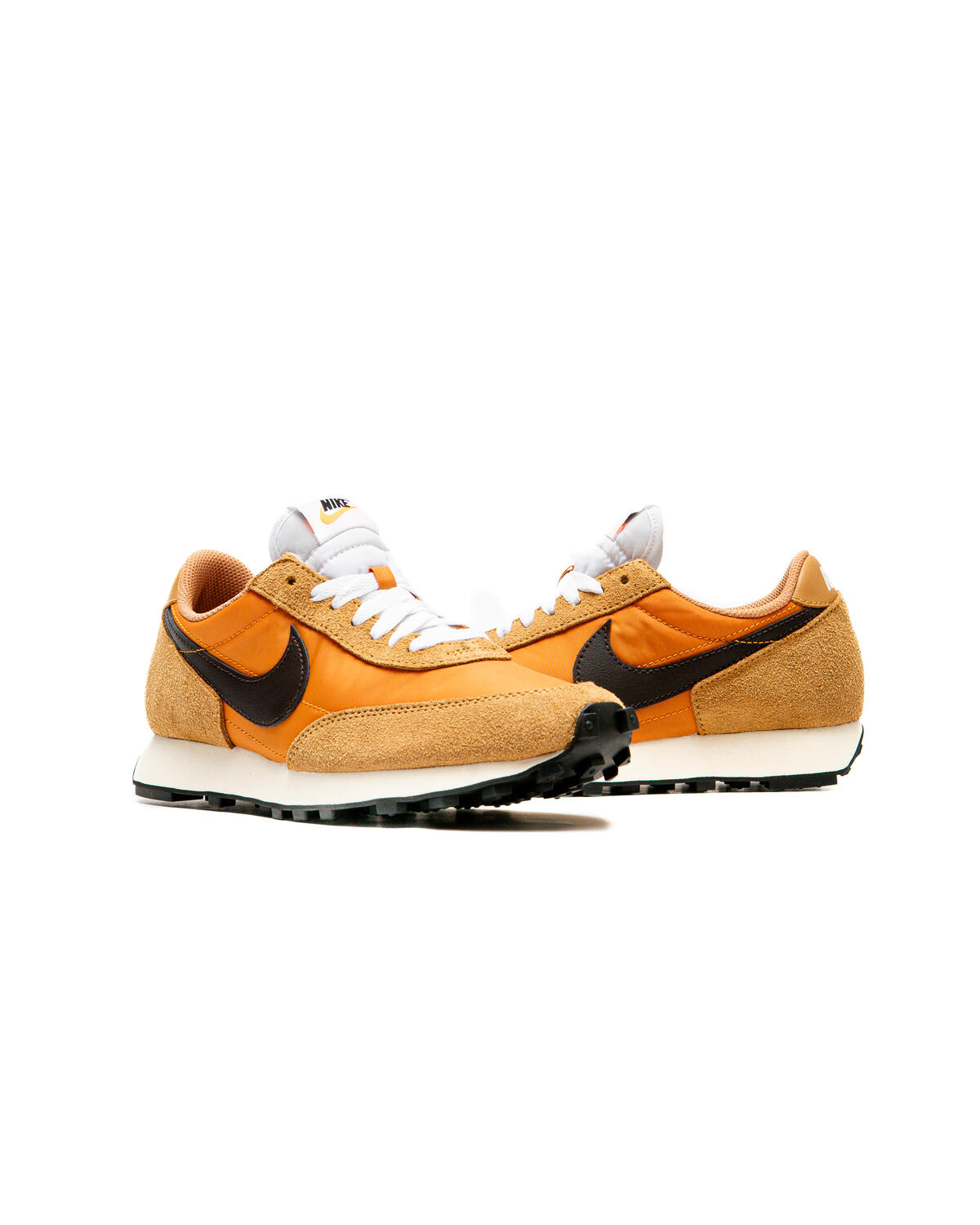 Nike Daybreak SP Flax/Velvet Brown - Image 27