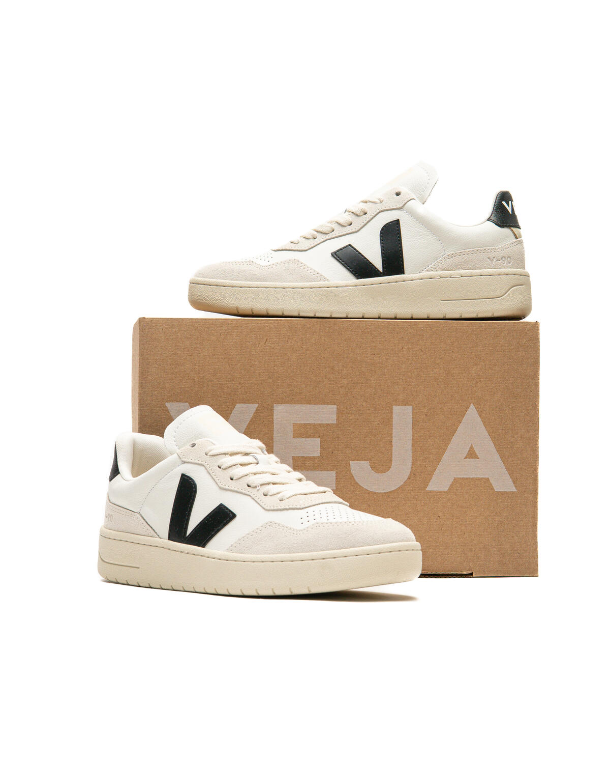 Veja V-90 (Women's) - Image 9