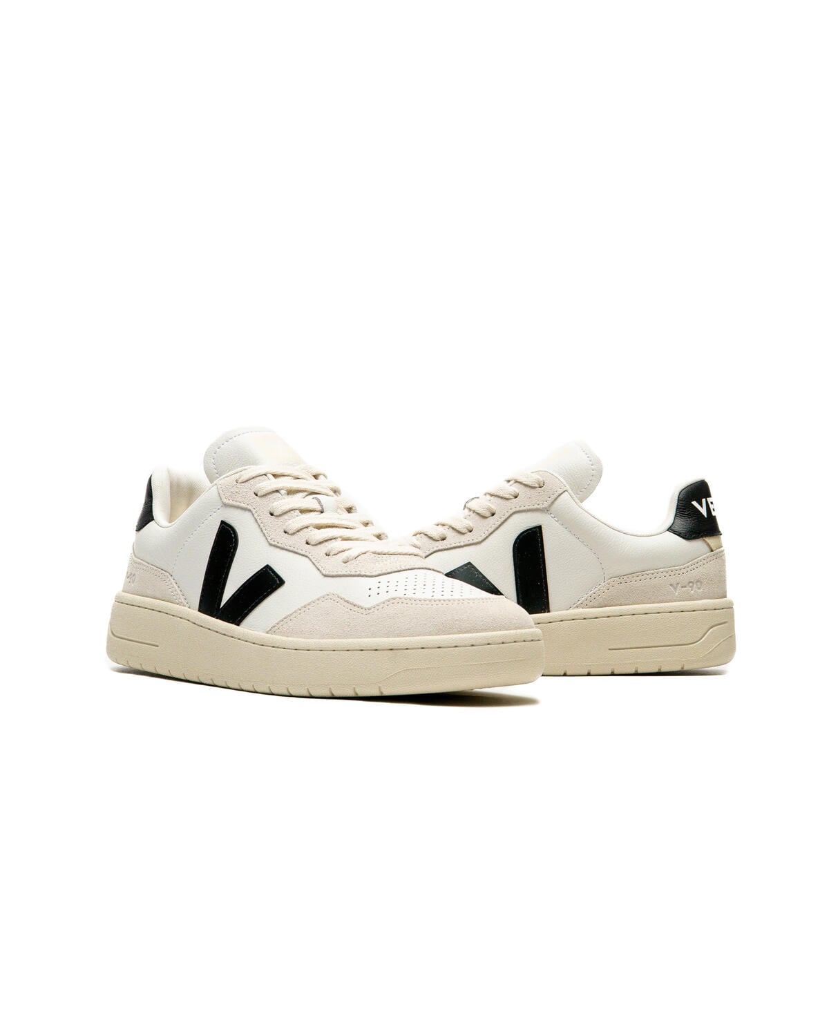 Veja Mens V-90 O.T. Leather Sneakers - White/Black - Image 5