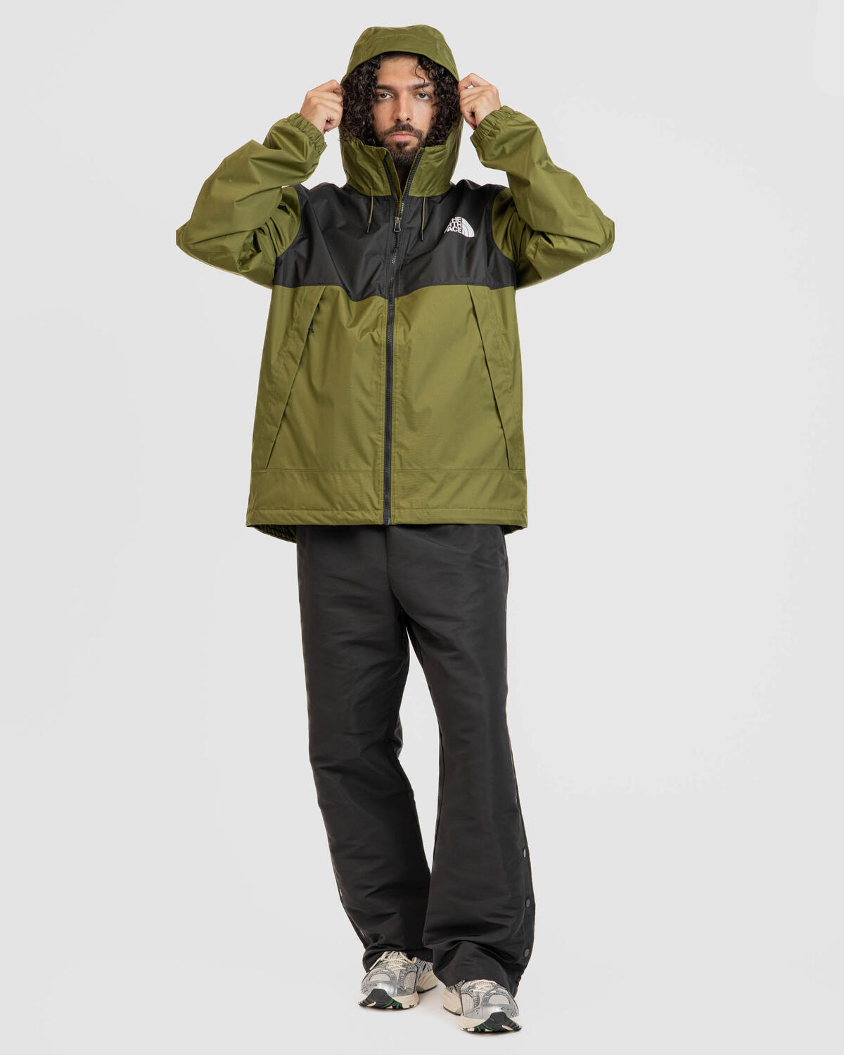 The North Face Mountain Q Jacket - Image 3