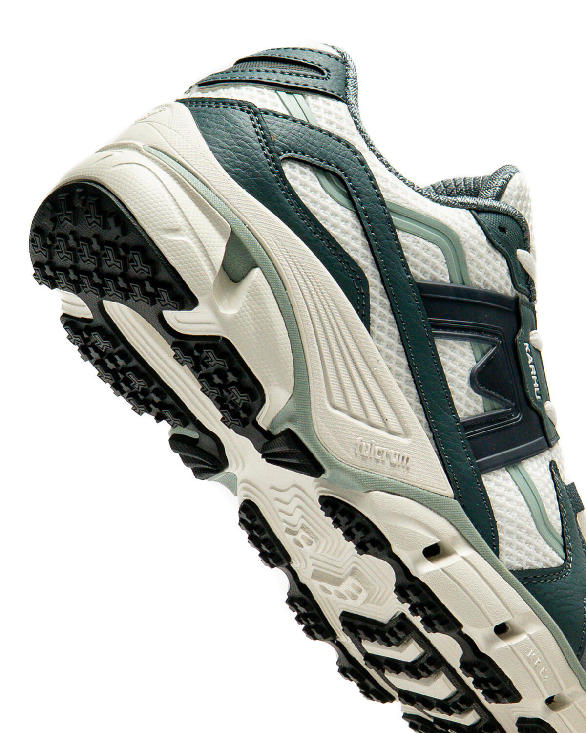 Karhu Super Fulcrum Stormy Weather/India Ink - Image 15