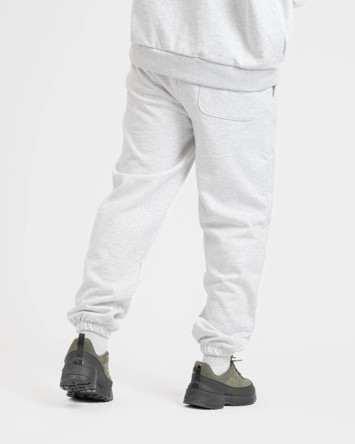 The North Face Sweatpants Grey - Image 6