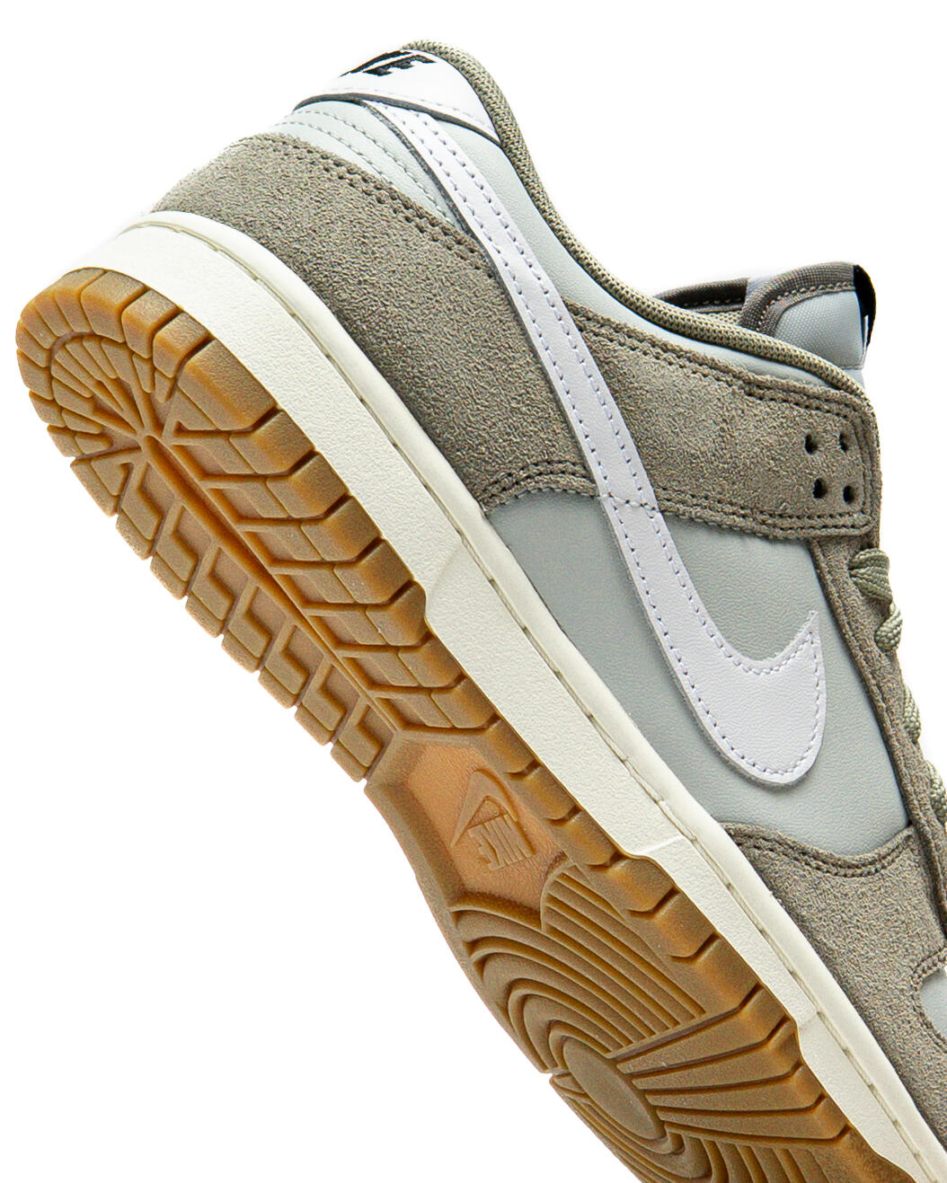 Nike Dunk Low Retro SE 'Light Army' - Image 22