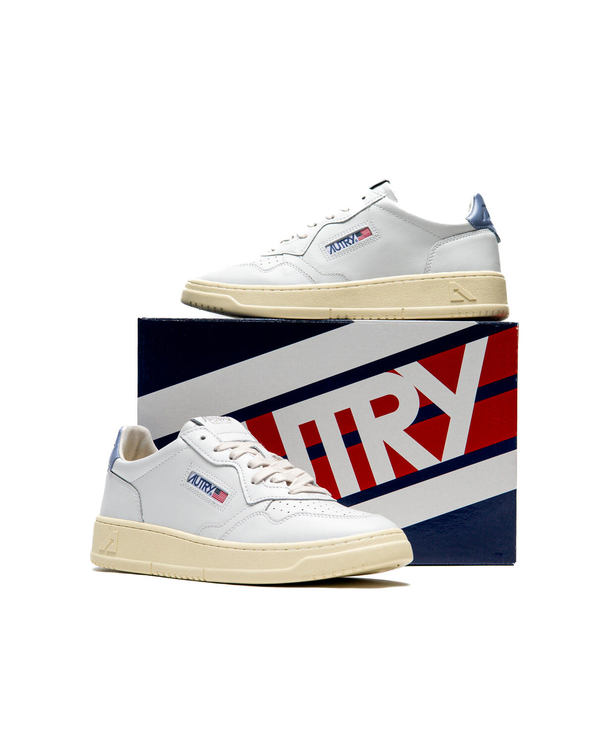 Autry Action Shoes Wmns Medalist Low - Image 6