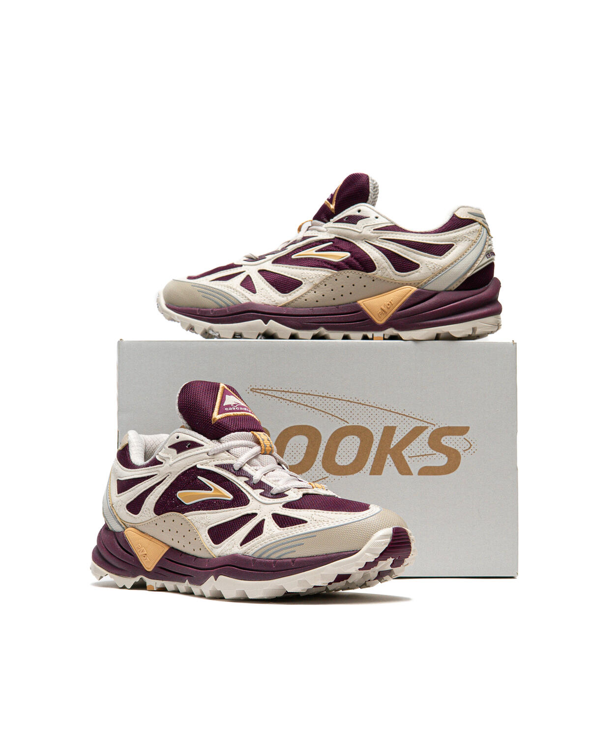 Cascadia 1 'Beet / Moonbeam / Grey' - Image 9