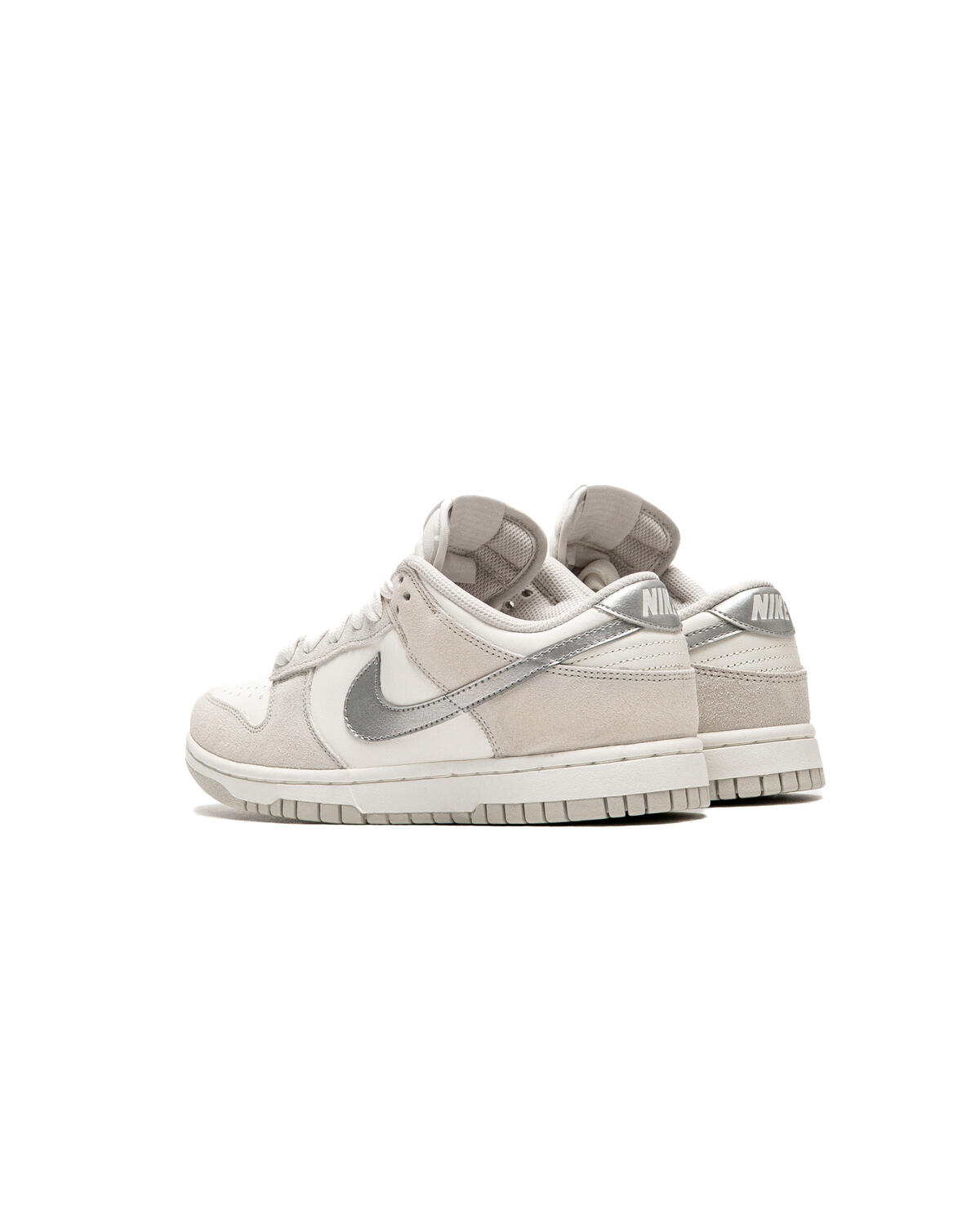 Nike Wmns Dunk Low - Image 4