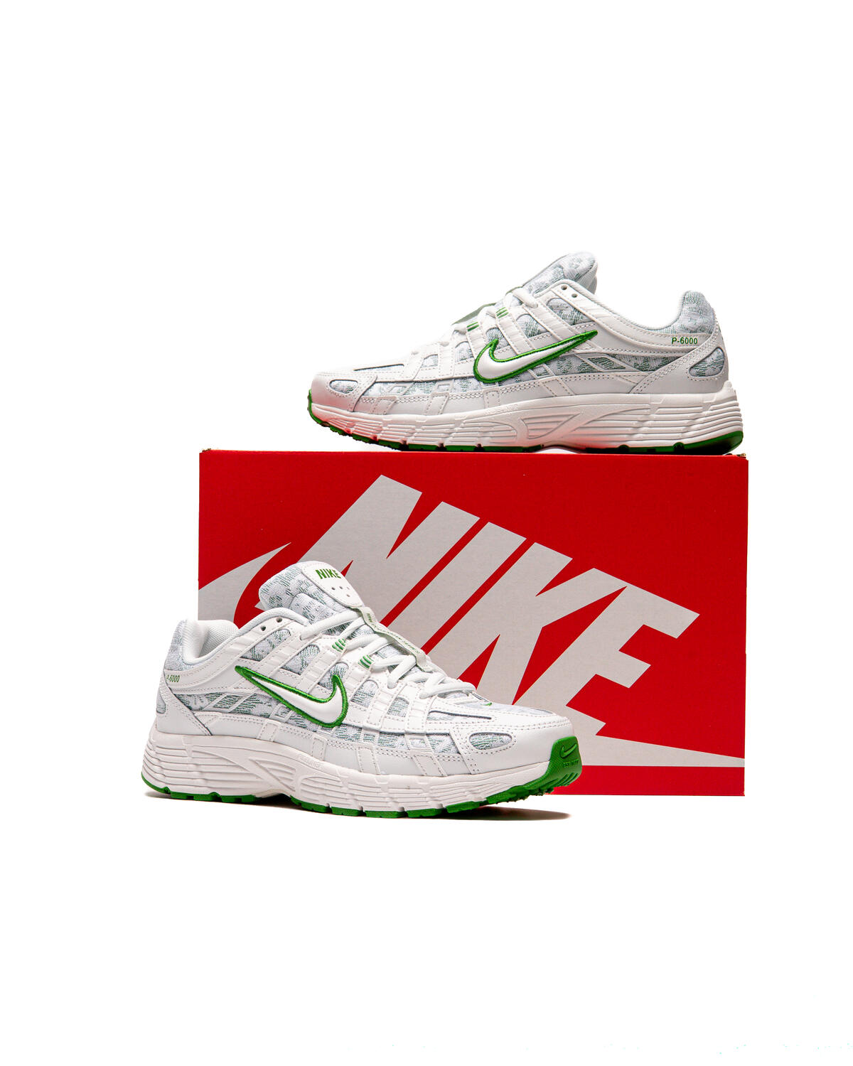 Nike Women's P-6000 Summit White/Kelly Green - Image 10