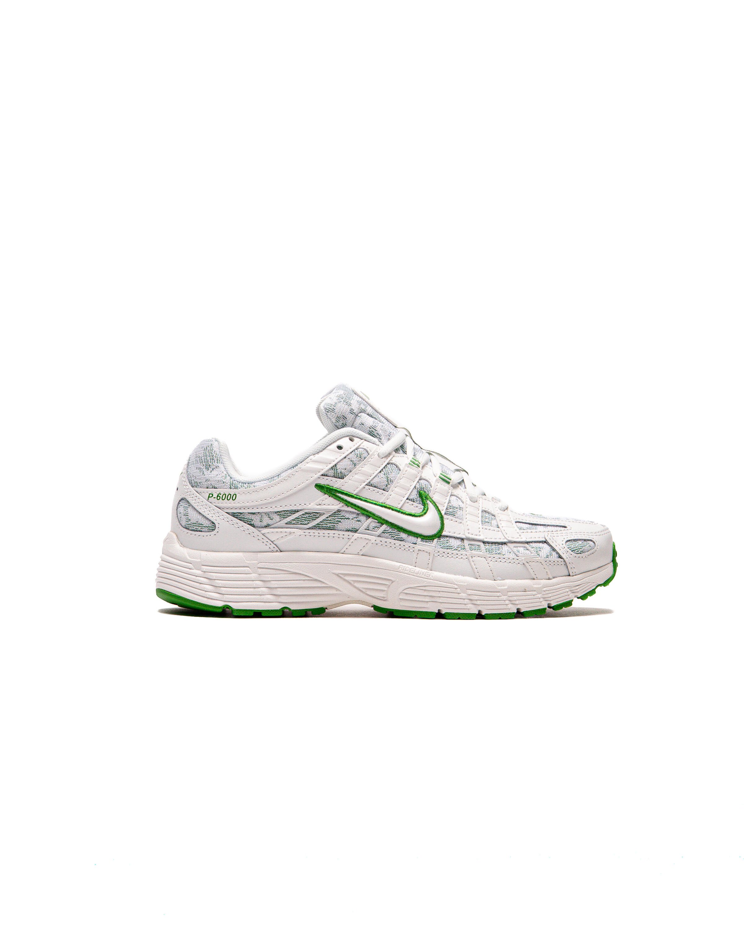 Nike WMNS P-6000