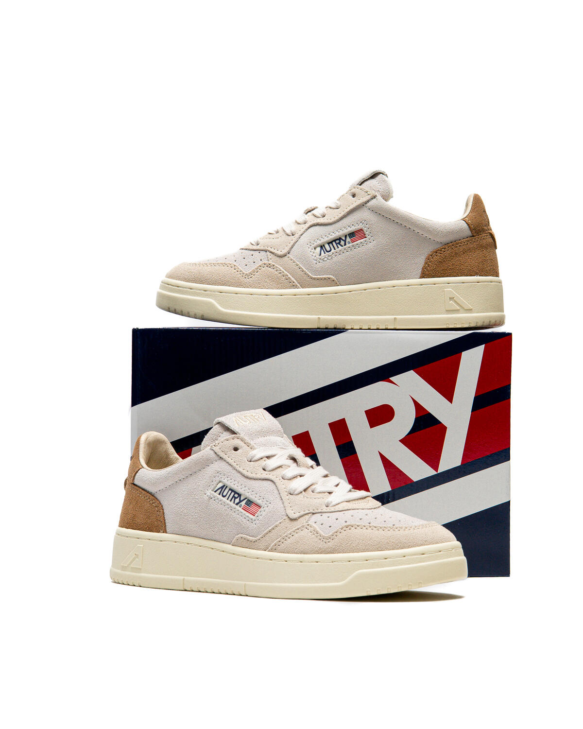 Autry Medalist W *Suede* (Women's) - Image 6