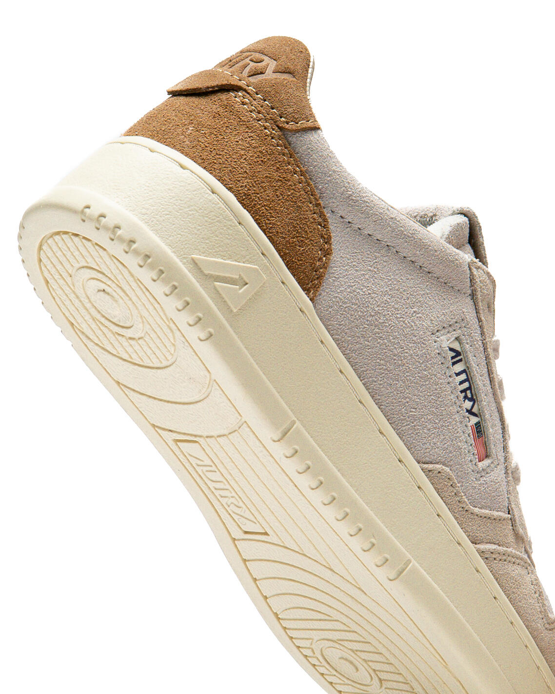 Autry Medalist W *Suede* (Women's) - Image 7